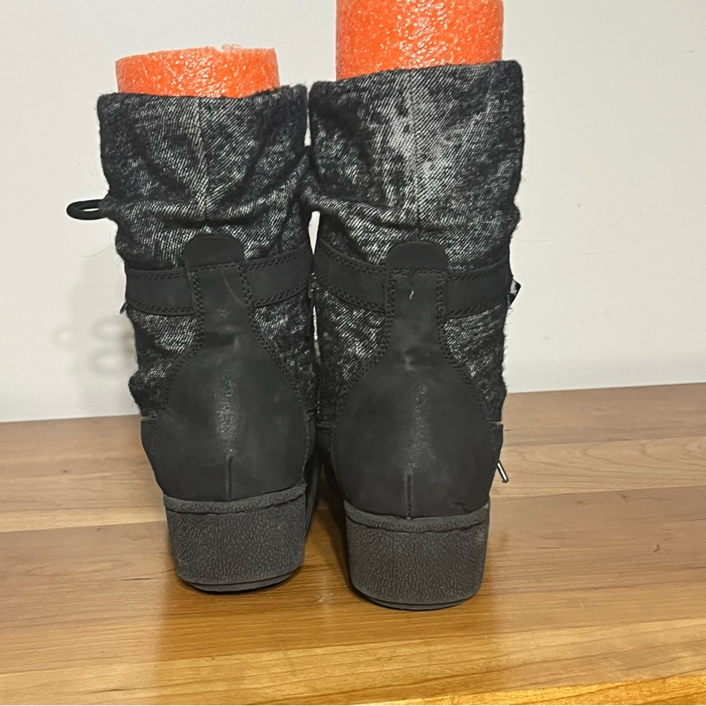Rocket Dog Size 8 Cuffed Gray & Black Lace-Up Cloth Combat Style Ankle Boots - Picture 5 of 8
